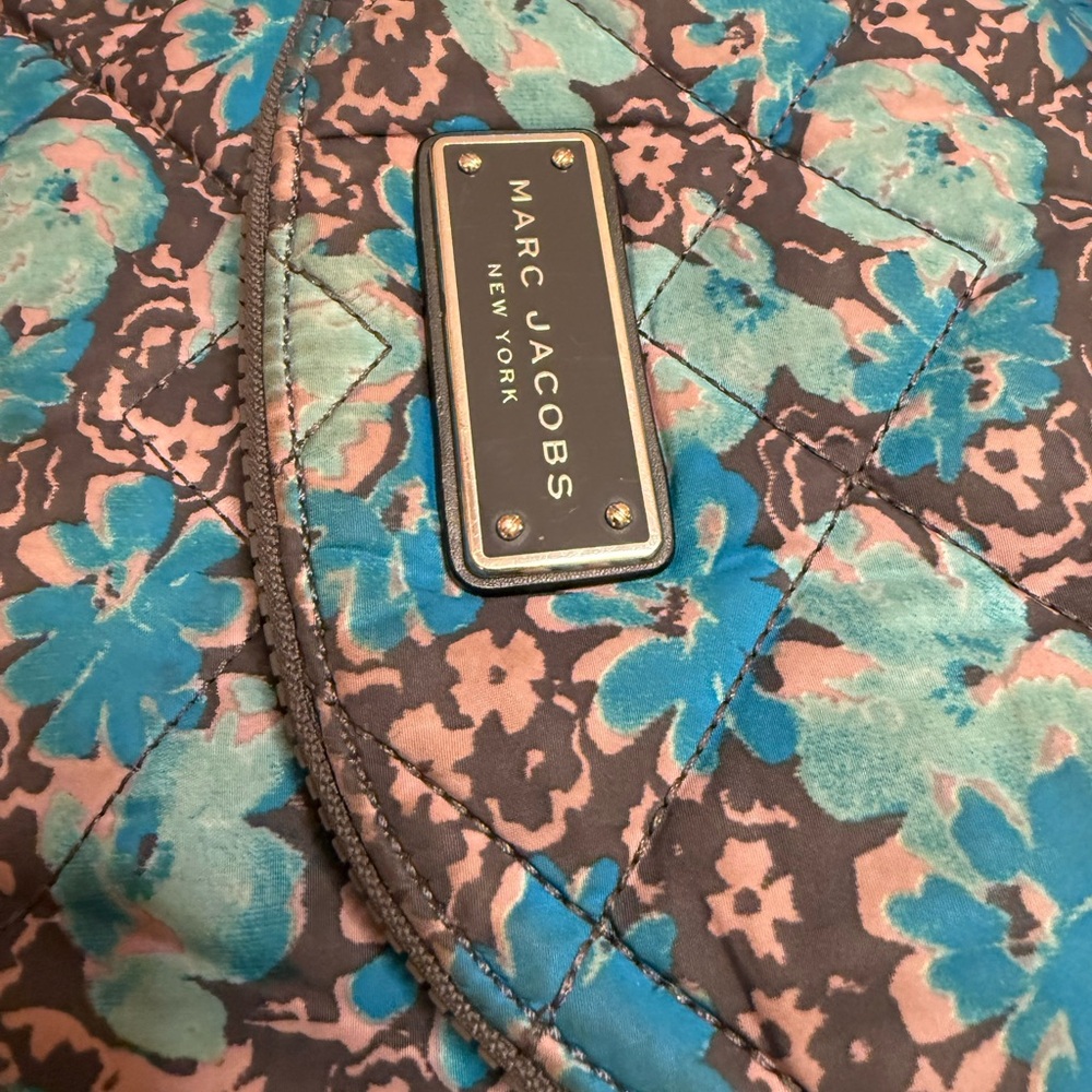 Marc Jacob’s Natasha Blue Floral Quilted Crossbody Bag - Picture 3 of 5